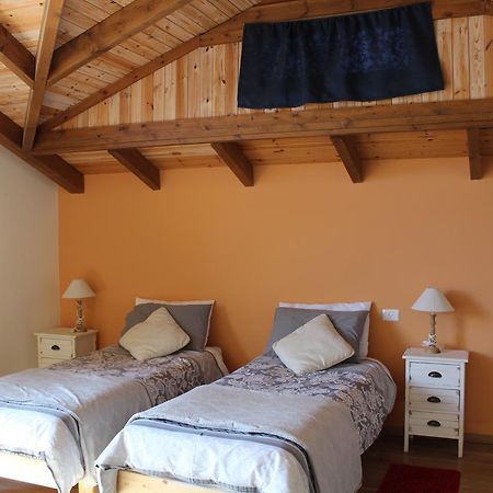 Off The Square Hotel Safed Bagian luar foto