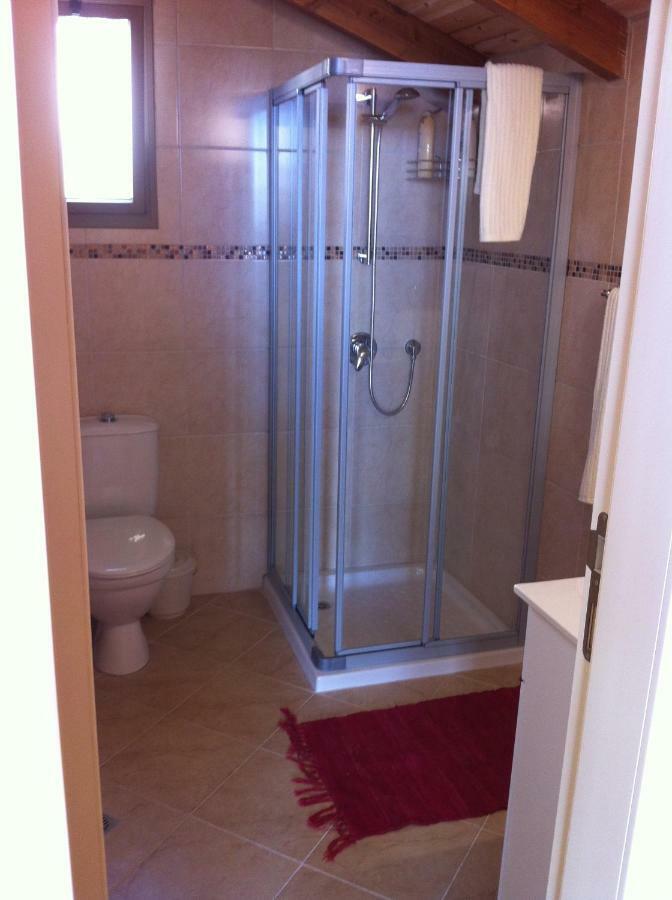 Off The Square Hotel Safed Bagian luar foto